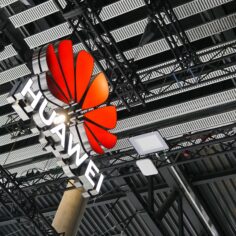 huawei-cfo-officially-off-the-hook-from-us-fraud-charges