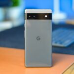 google’s-pixel-6a-is-$300-with-same-day-shipping-for-last-minute-shoppers