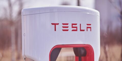 tesla-supercharger-vs.-destination-charger:-what’s-the-difference?
