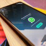 whatsapp-needs-to-stop-hamstringing-linked-devices-for-no-reason