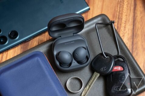 trade-in-your-old-headphones-to-get-$80-off-the-galaxy-buds-2-pro