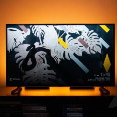 this-philips-hue-play-bar-deal-will-take-your-summer-movie-marathons-to-the-next-level-for-under-$100