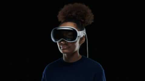 apple’s-new-headset-still-has-more-potential-than-any-wearable-google-ever-built