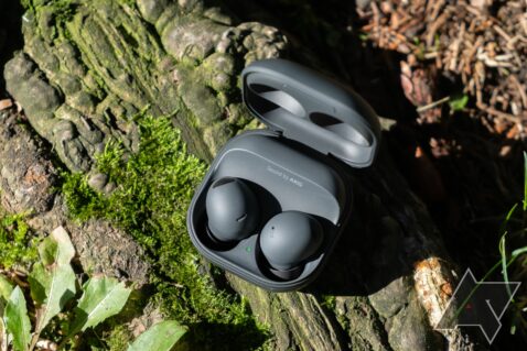 grab-a-pair-of-samsung’s-galaxy-buds-2-pro-right-now-for-just-$190