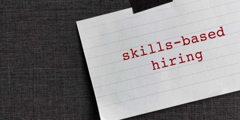 beyond-the-paper-ceiling:-the-benefits-of-skills-based-hiring