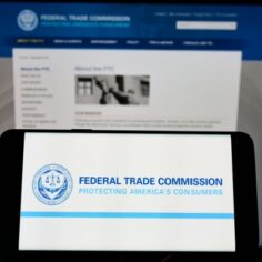 us-judge-blocks-ftc’s-ban-on-noncompete-agreements