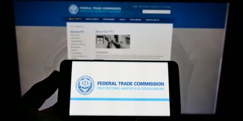 us-judge-blocks-ftc’s-ban-on-noncompete-agreements