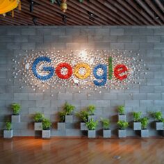 google’s-newest-ai-tool-helps-you-choose-your-perfect-career