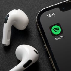 you-can-finally-disable-one-of-spotify’s-worst-ever-features