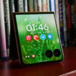 motorola-razr-ultra-(2025)-review:-pretty,-impressive,-pretty-expensive