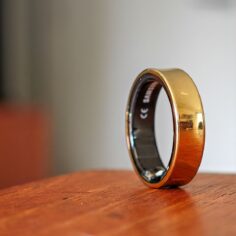 samsung’s-galaxy-ring-2-reportedly-in-the-works,-but-don’t-expect-it-any-time-soon