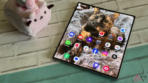 samsung-hints-at-a-galaxy-ultra-folding-phone-in-latest-announcement