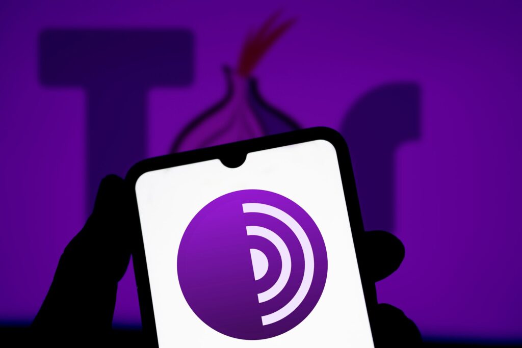 how-i-use-the-dark-web-without-doing-anything-illegal