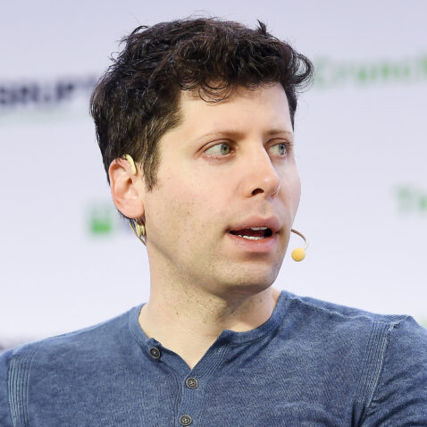 openai-reportedly-backs-brain-interface-startup-to-challenge-musk