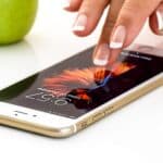 35-states-ban-school-phones-as-parents-face-emergency-access-dilemma