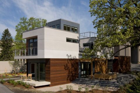 how-smart-homes-could-trap-you-during-a-natural-disaster