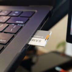 it’s-time-you-stopped-using-usb-flash-drives-–-i-use-these-instead