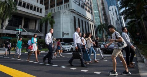 singapore’s-civil-servants-get-a-record-bonus—but-how-does-it-compare-to-the-rest-of-the-world?