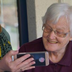 5-simple-ways-seniors-can-protect-their-money-online-in-2025